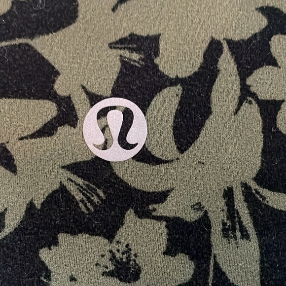 Lululemon leggings - Picture 4 of 4